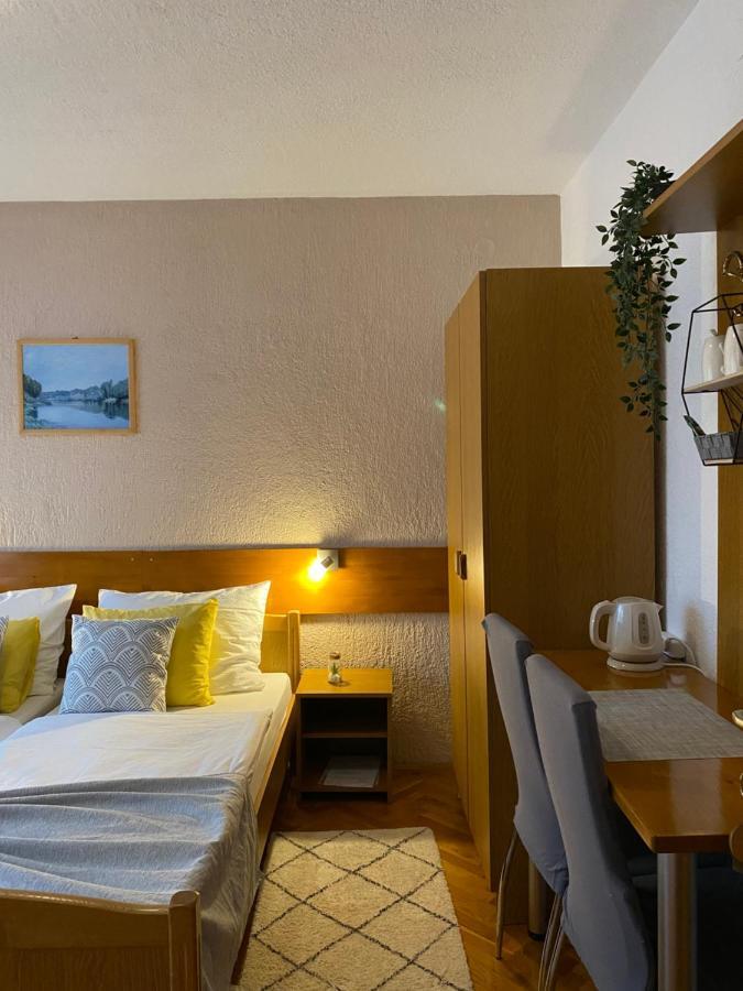 M&N Zafran Hotel Grabovac  Exterior photo